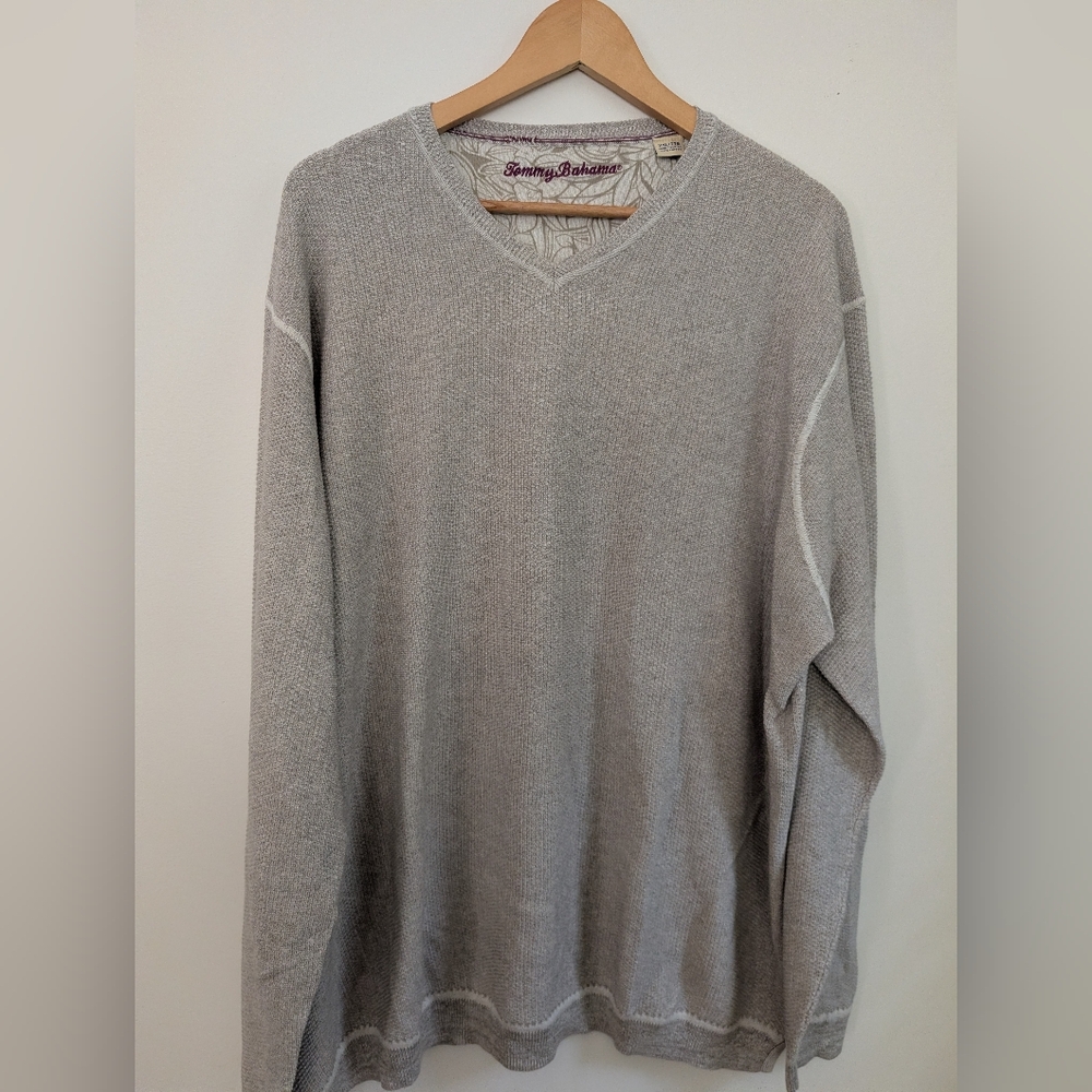 Tommy Bahama Gray V-Neck Men's Sweater